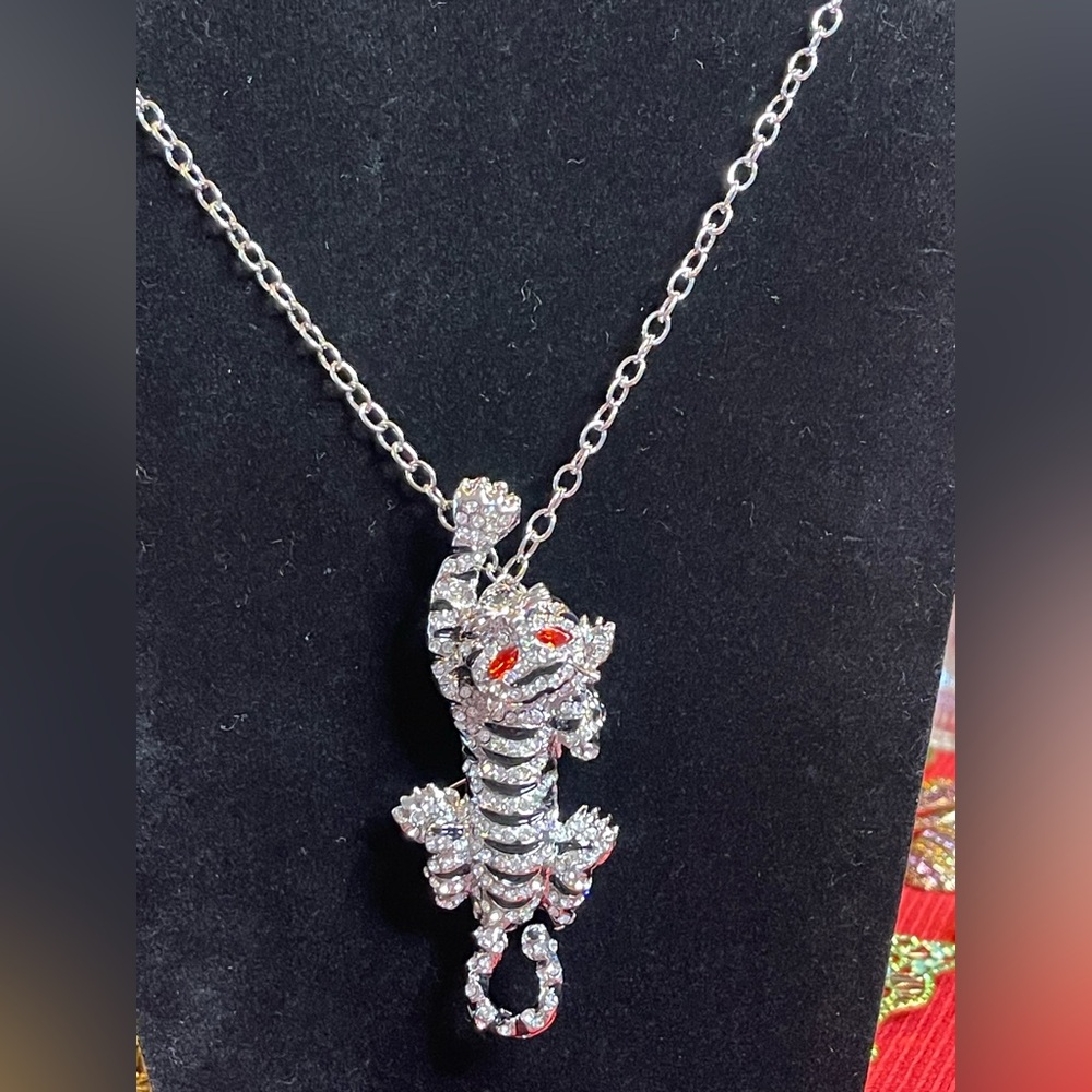 New Tiger necklace